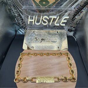Supreme Chain License Plate Frame Gold (FW18)